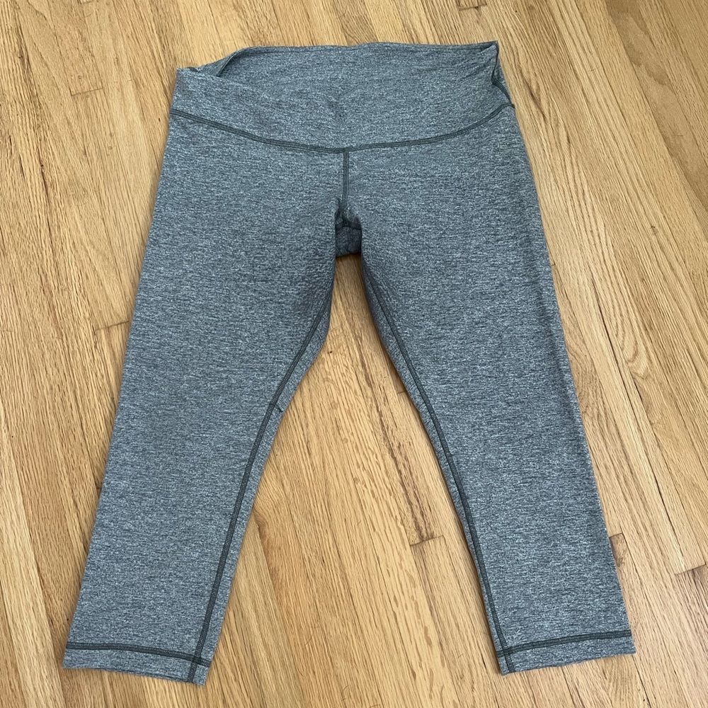 Lululemon cropped leggings